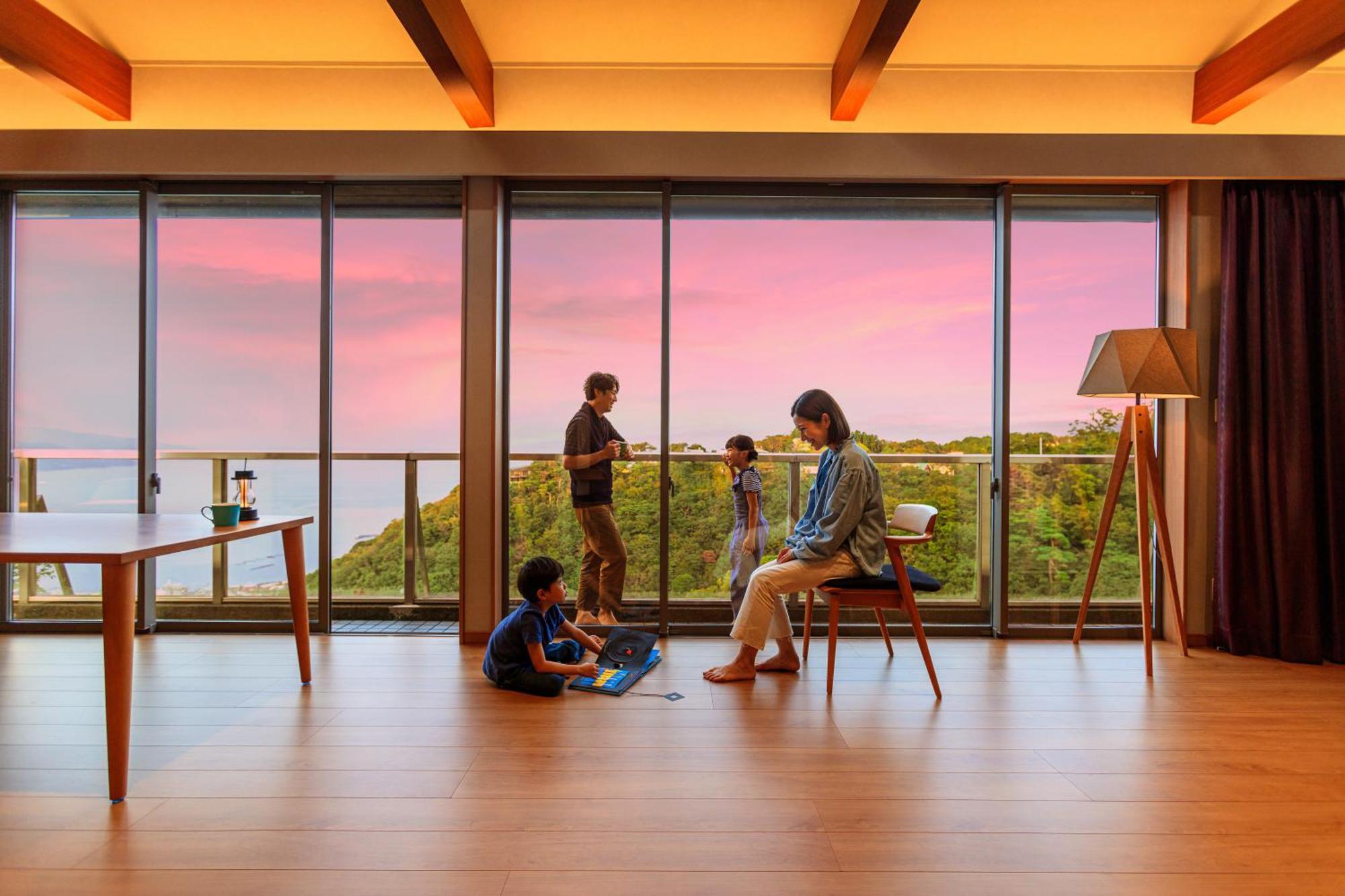 Suite Villa Ocean View Minami-Atami 熱海市 エクステリア 写真